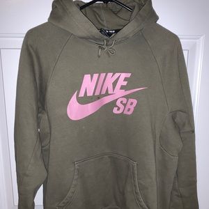 Men’s Nike SB sweatshirt